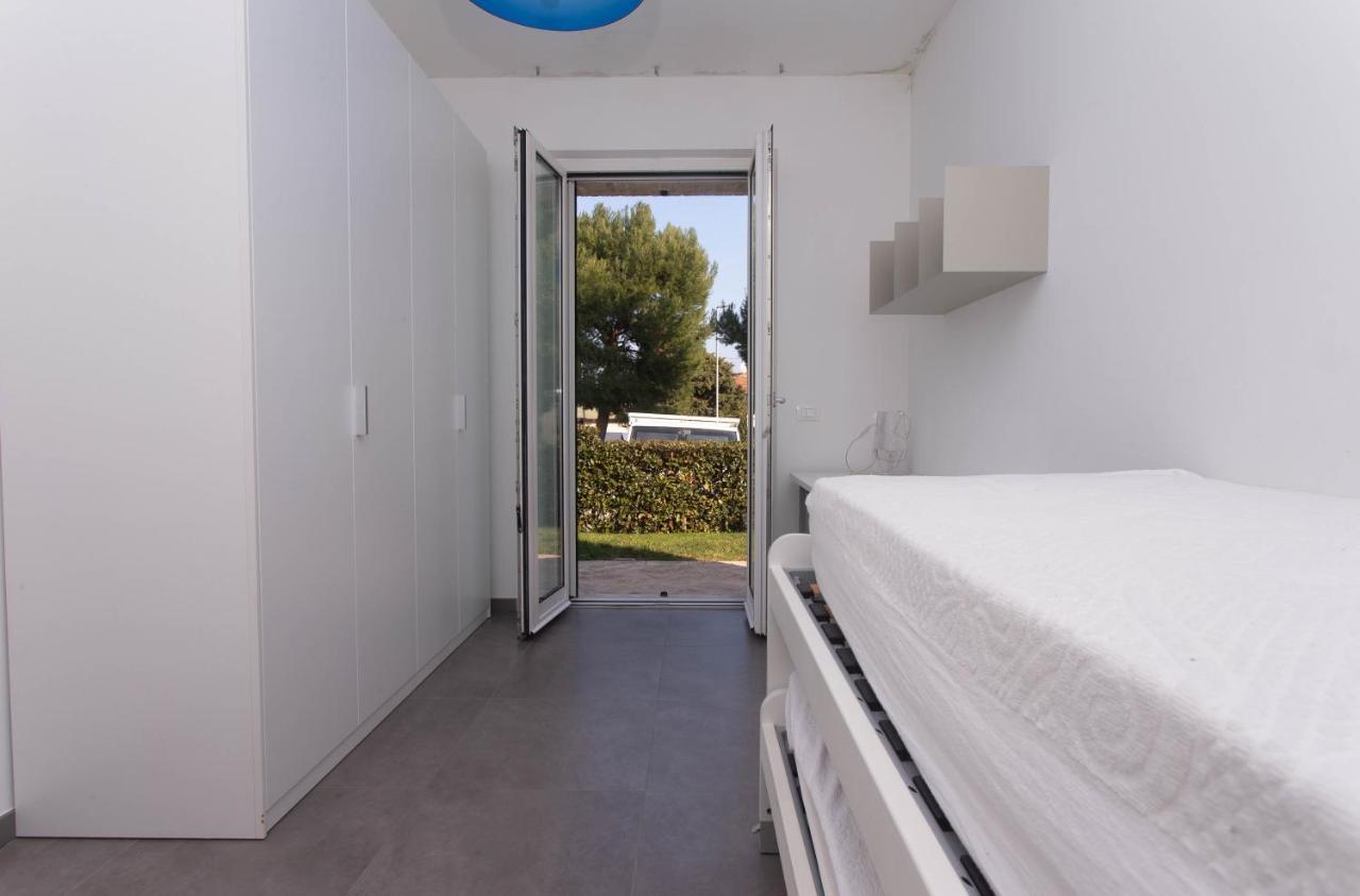 S018 - Sirolo, Nuovissimo Trilocale In Pietra Con Giardino Dx Διαμέρισμα Εξωτερικό φωτογραφία